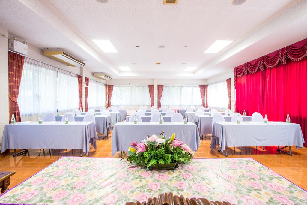 Juntra Resort & Hotel Nakhon Nayok Zewnętrze zdjęcie